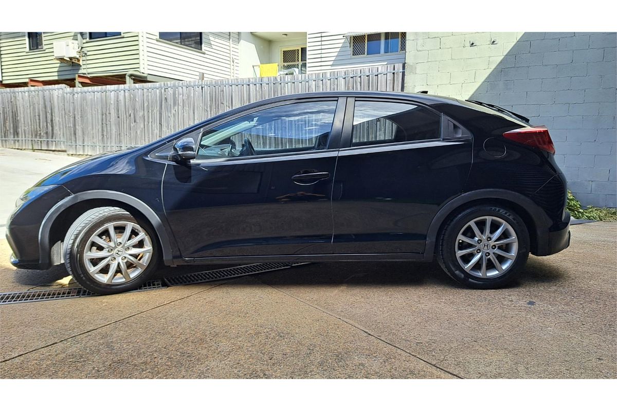 2015 Honda CIVIC VTi-S FK MY15