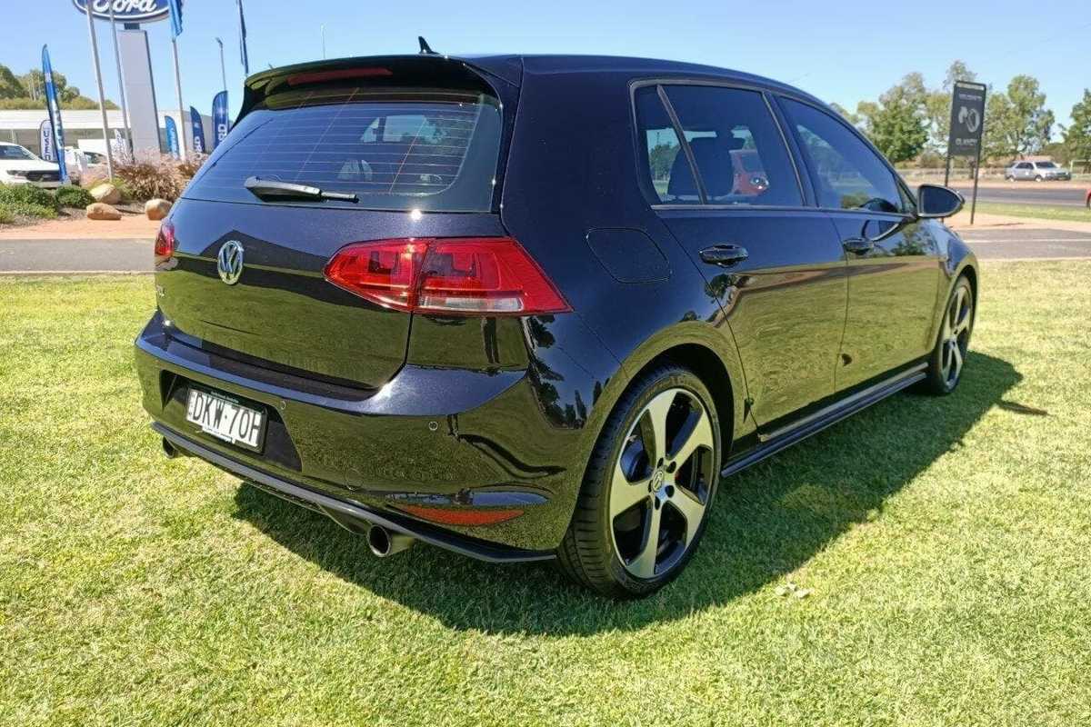 2016 Volkswagen GOLF GTI 7