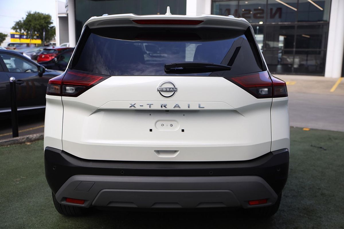 2024 Nissan X-TRAIL ST-L T33