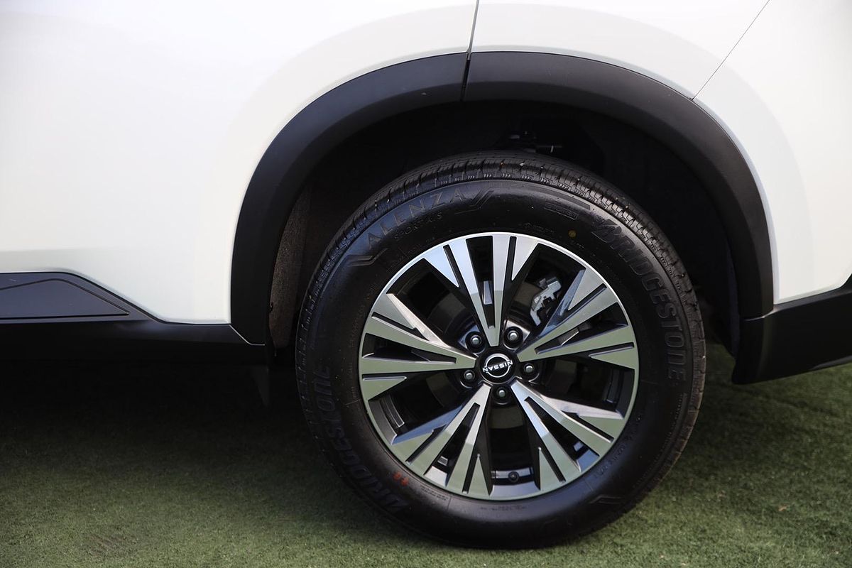 2024 Nissan X-TRAIL ST-L T33