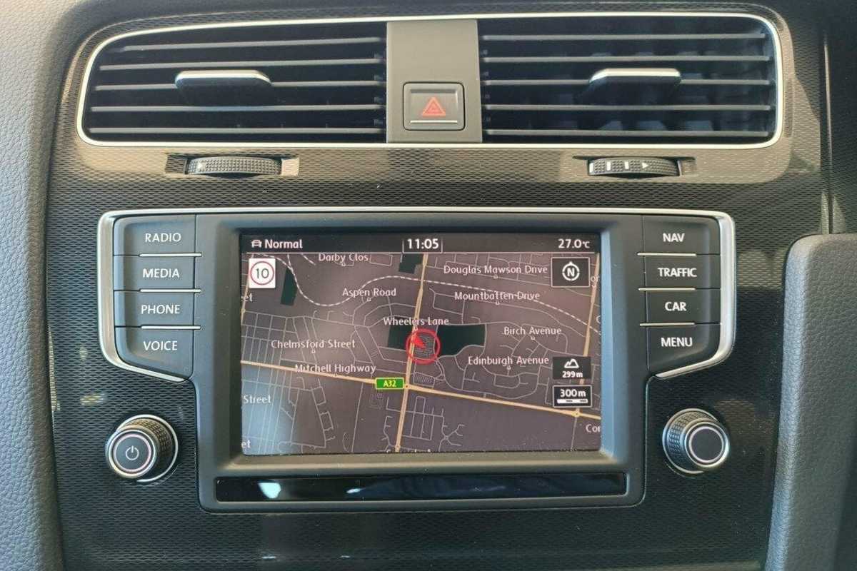 2016 Volkswagen GOLF GTI 7