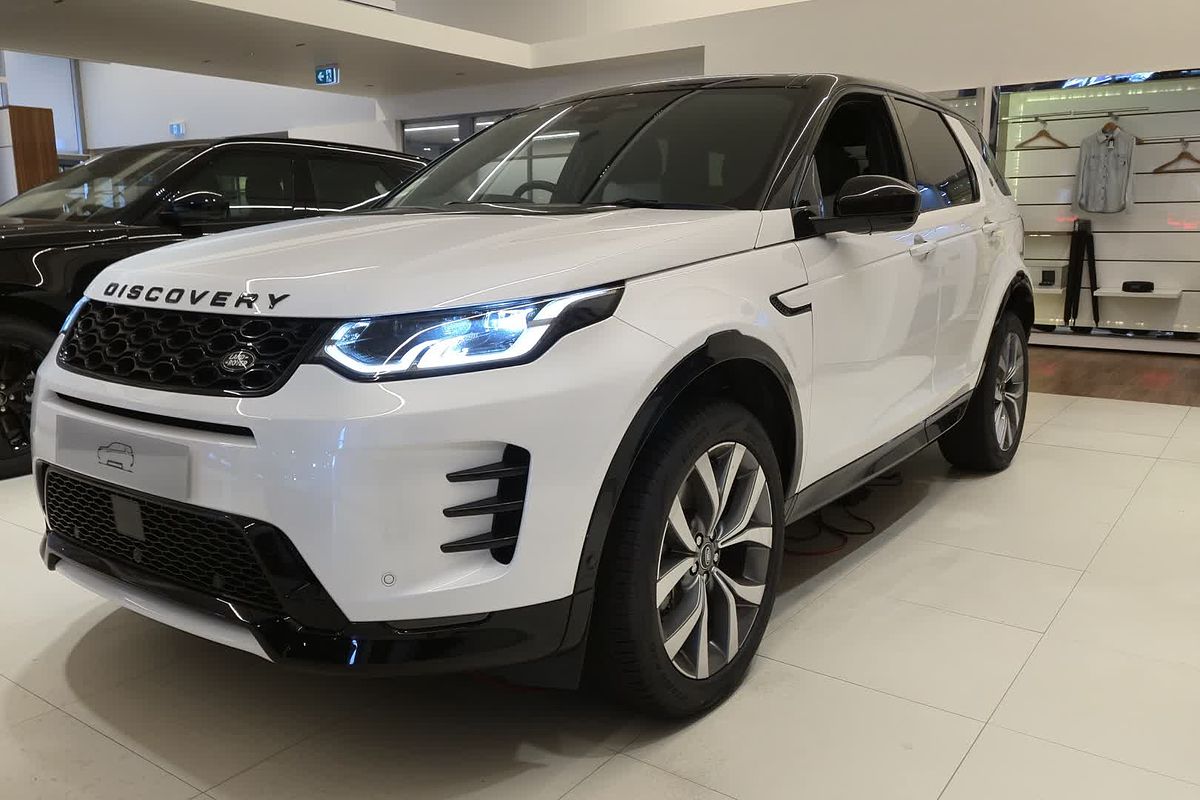 2024 Land Rover Discovery Sport P250 Dynamic HSE L550