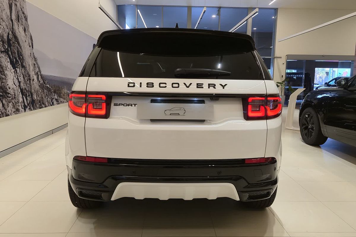 2024 Land Rover Discovery Sport P250 Dynamic HSE L550