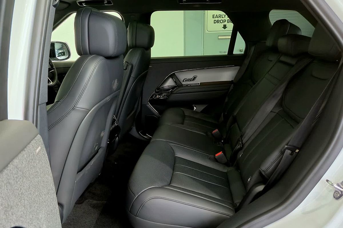 2024 Land Rover Range Rover Sport P360 Dynamic SE L461