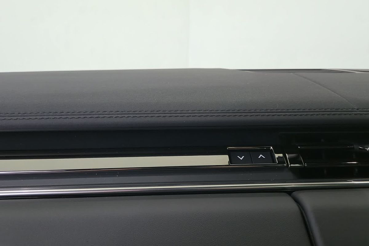 2024 Land Rover Range Rover Sport P360 Dynamic SE L461