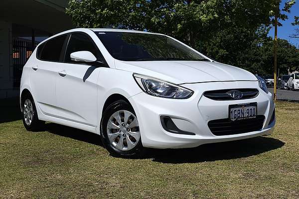 2016 Hyundai Accent Active RB3