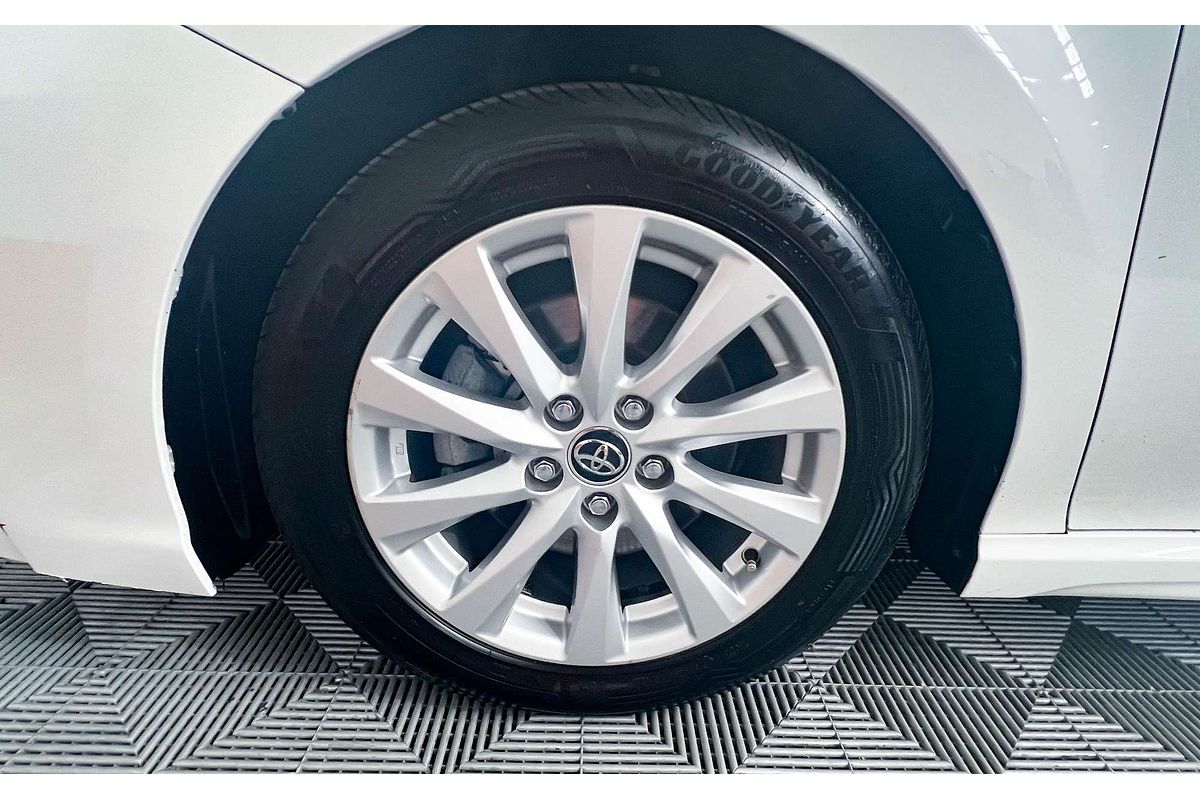 2018 Toyota Camry Ascent Sport ASV70R