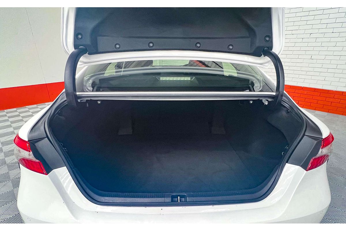 2018 Toyota Camry Ascent Sport ASV70R