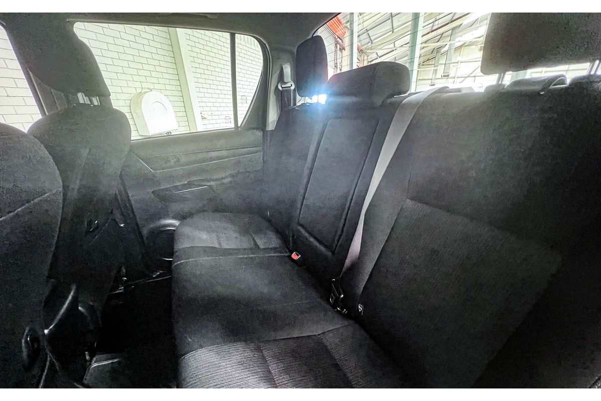 2018 Toyota Hilux SR GUN126R 4X4