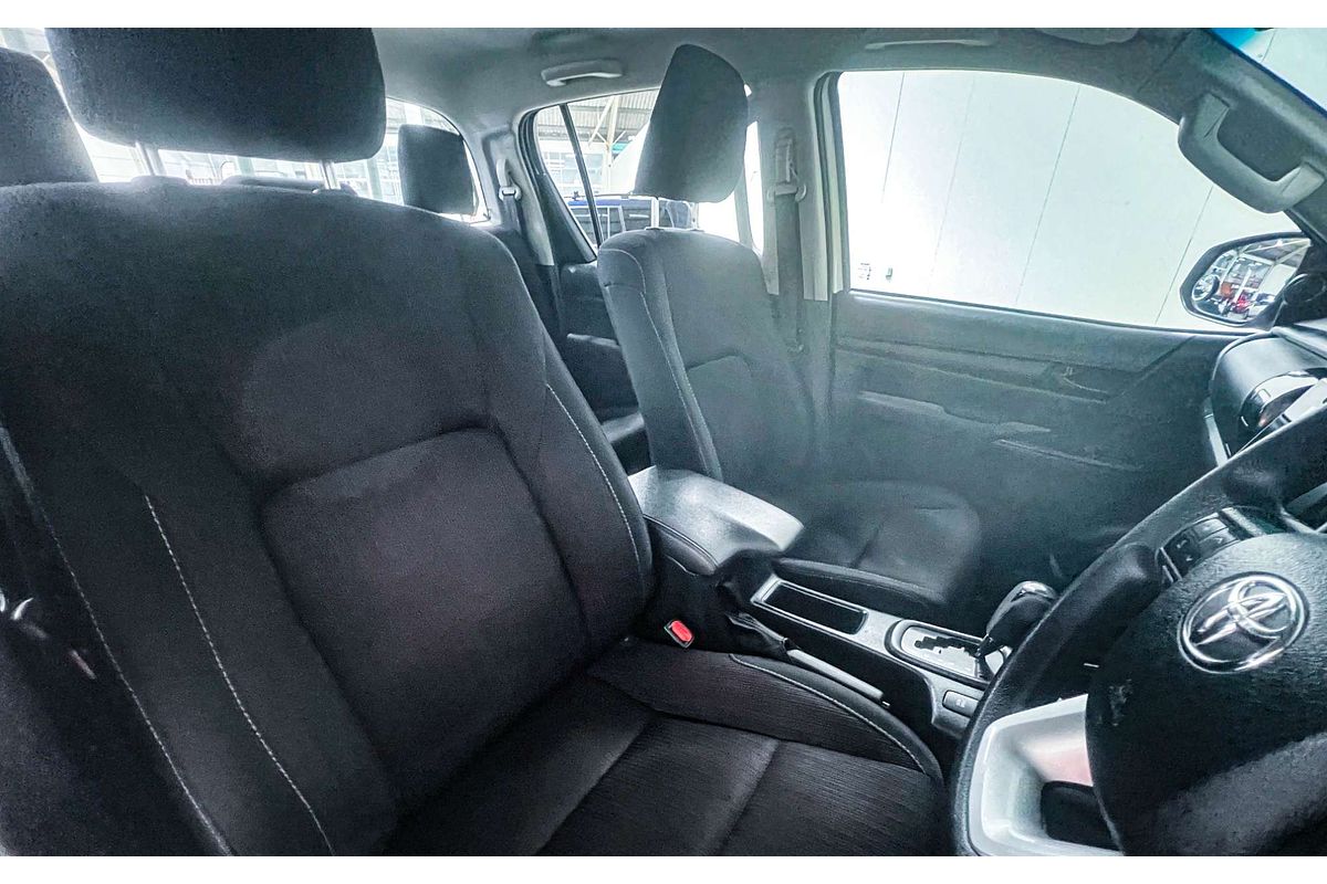 2018 Toyota Hilux SR GUN126R 4X4