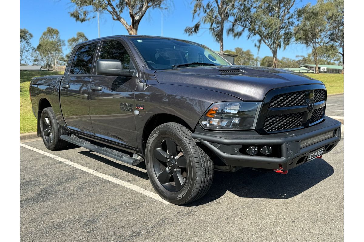 2022 RAM 1500 Express RamBox DS 4X4 SWB