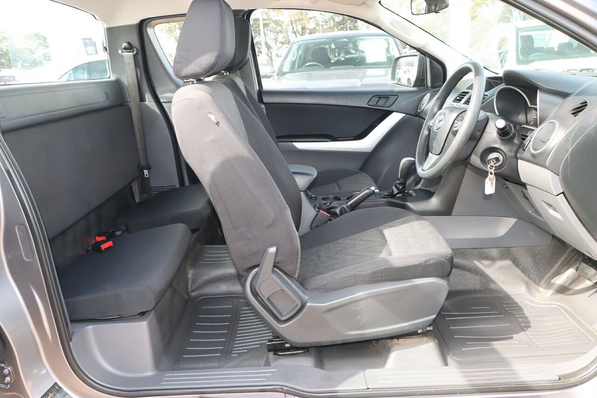 2015 Mazda BT-50 XT Hi-Rider UP Rear Wheel Drive