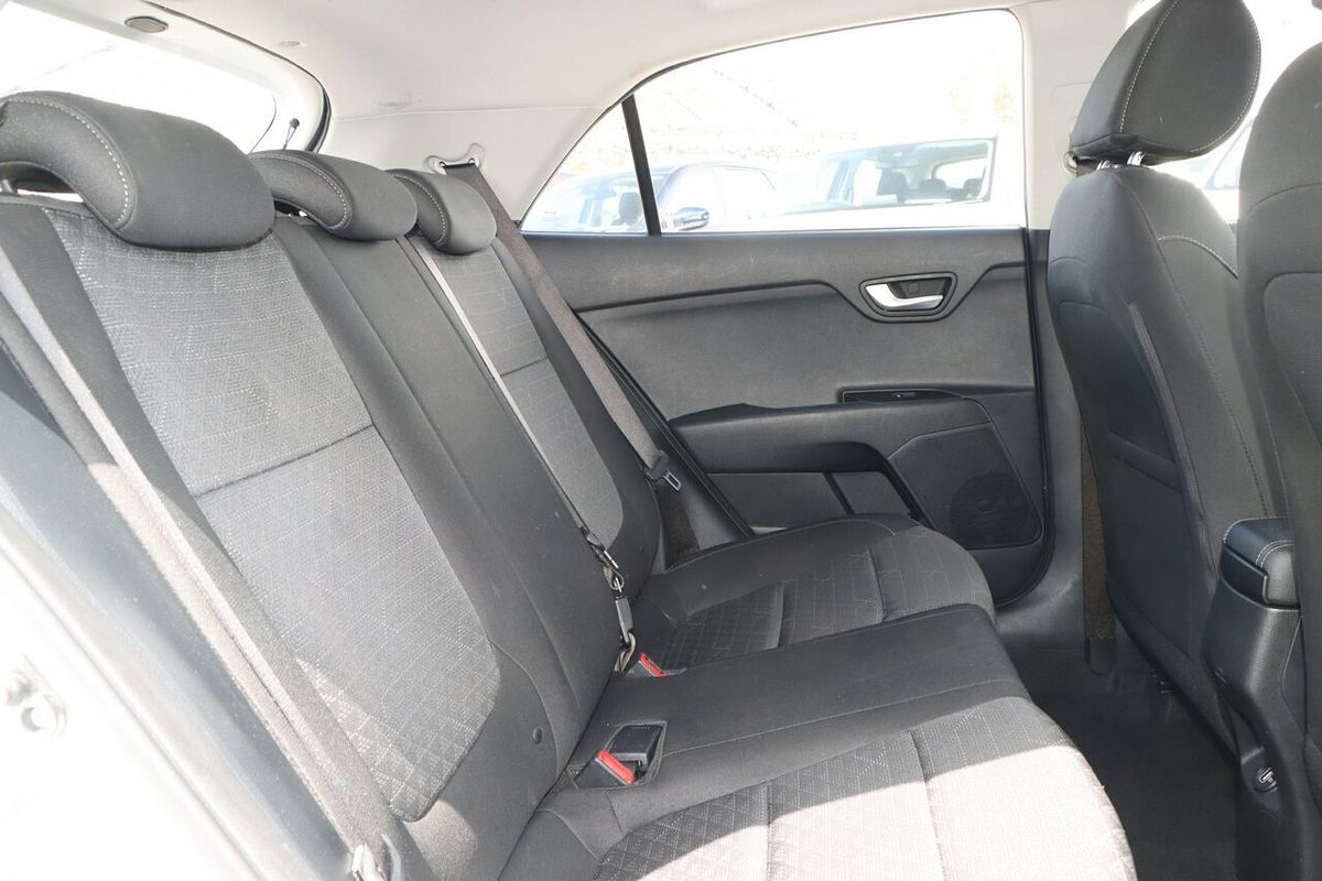 2022 Kia Rio S YB