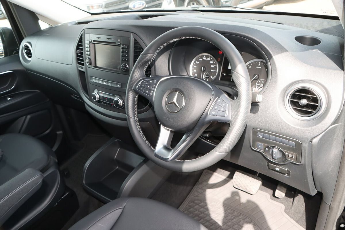 2019 Mercedes-Benz Valente 116CDI 447