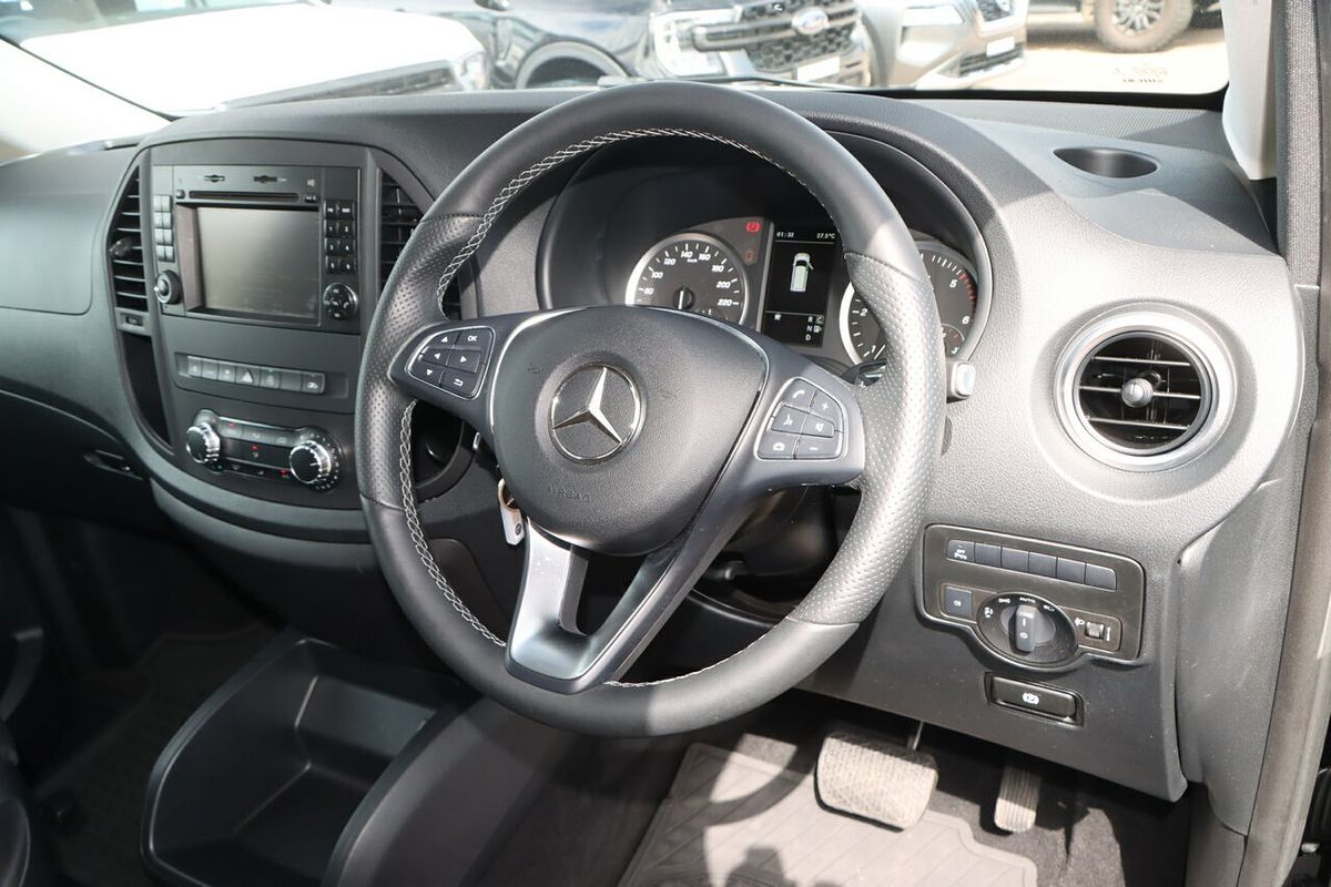 2019 Mercedes-Benz Valente 116CDI 447