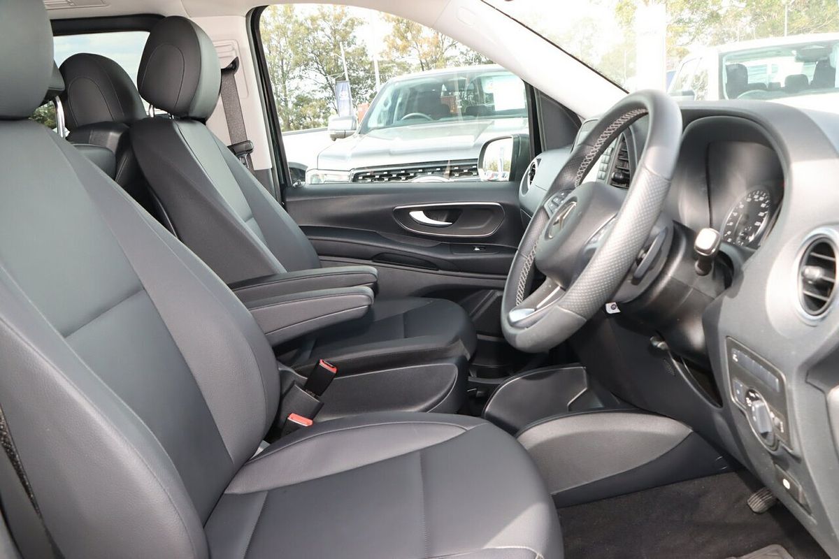 2019 Mercedes-Benz Valente 116CDI 447