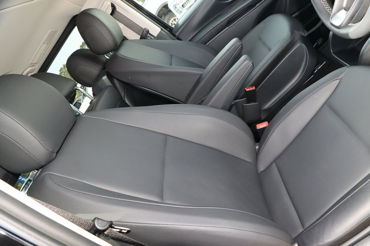 2019 Mercedes-Benz Valente 116CDI 447