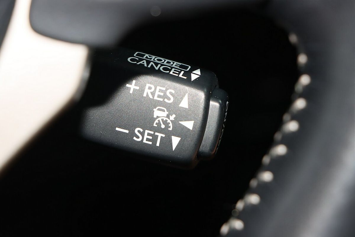 2016 Lexus RC RC200t Luxury ASC10R