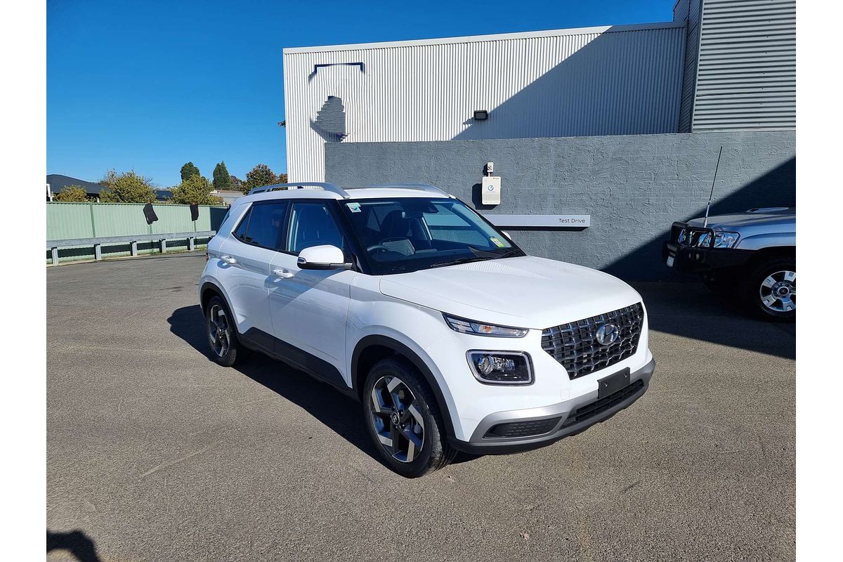 2024 Hyundai Venue Elite QX.V5