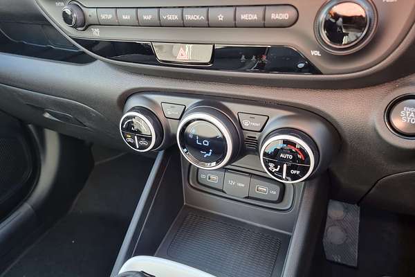 2024 Hyundai Venue Elite QX.V5