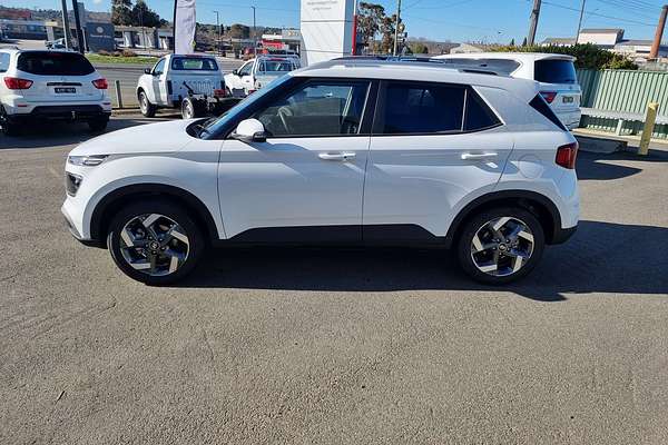 2024 Hyundai Venue Elite QX.V5