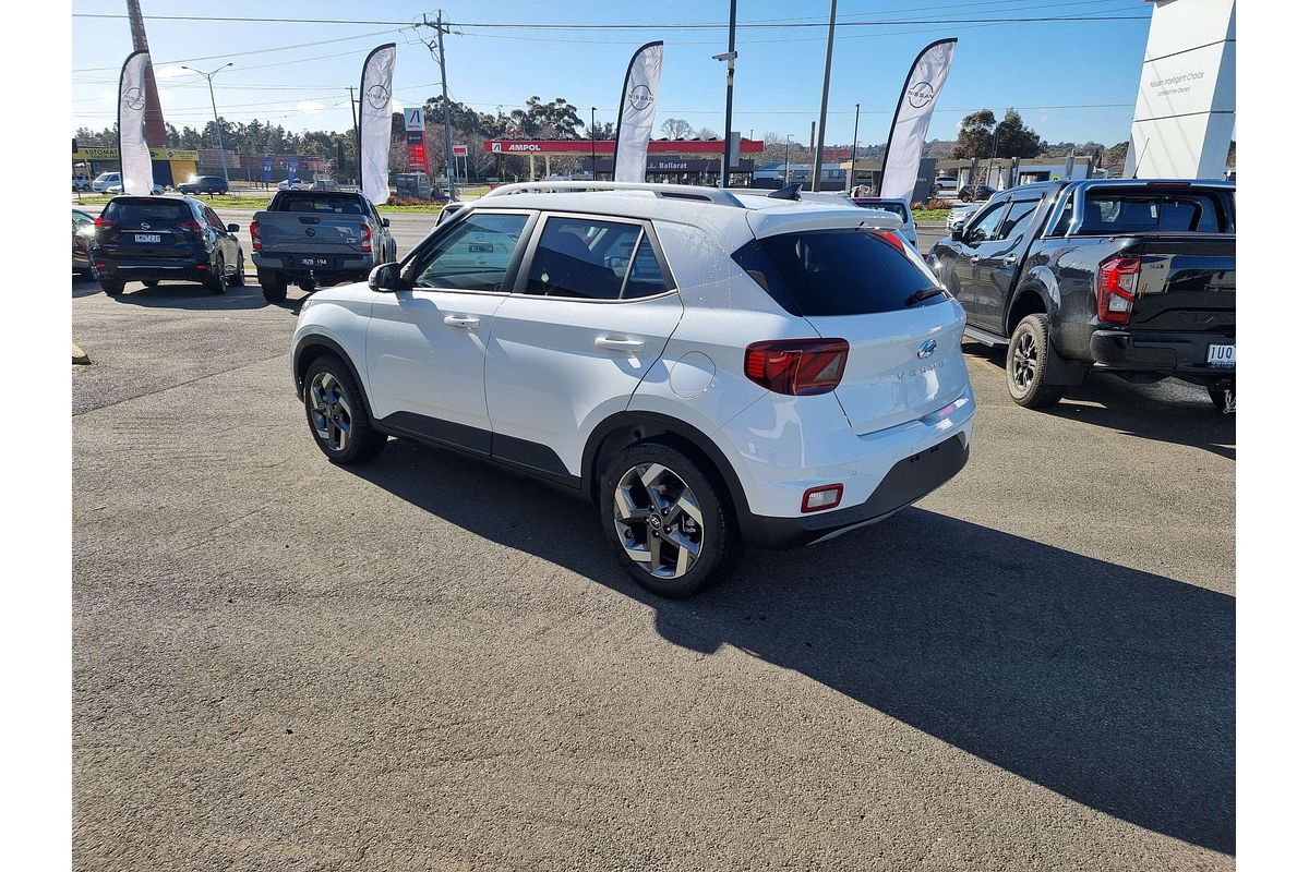 2024 Hyundai Venue Elite QX.V5