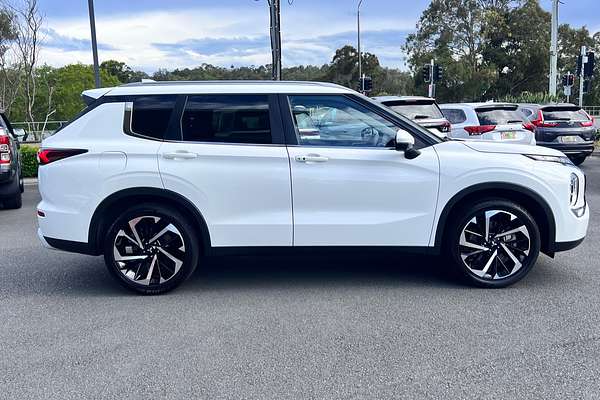 2023 Mitsubishi Outlander Aspire ZM