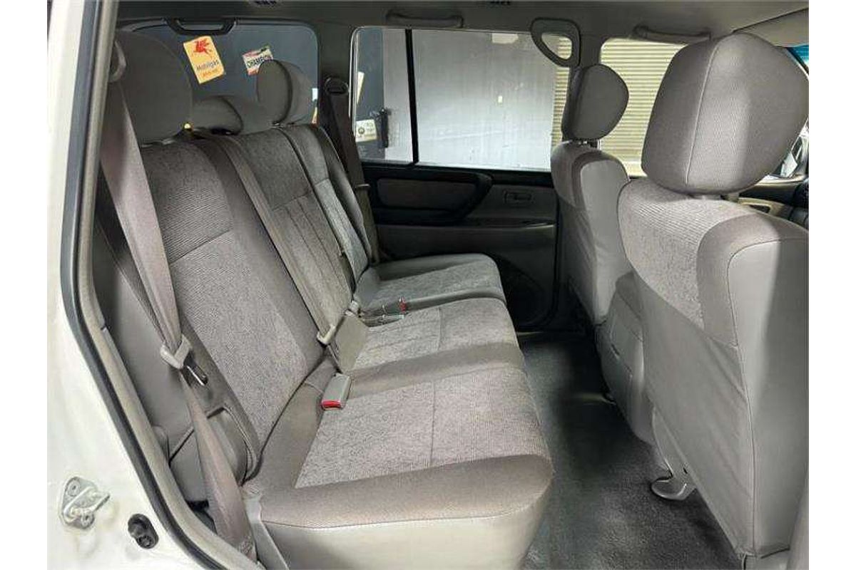 2006 Toyota Landcruiser GXL HDJ100R