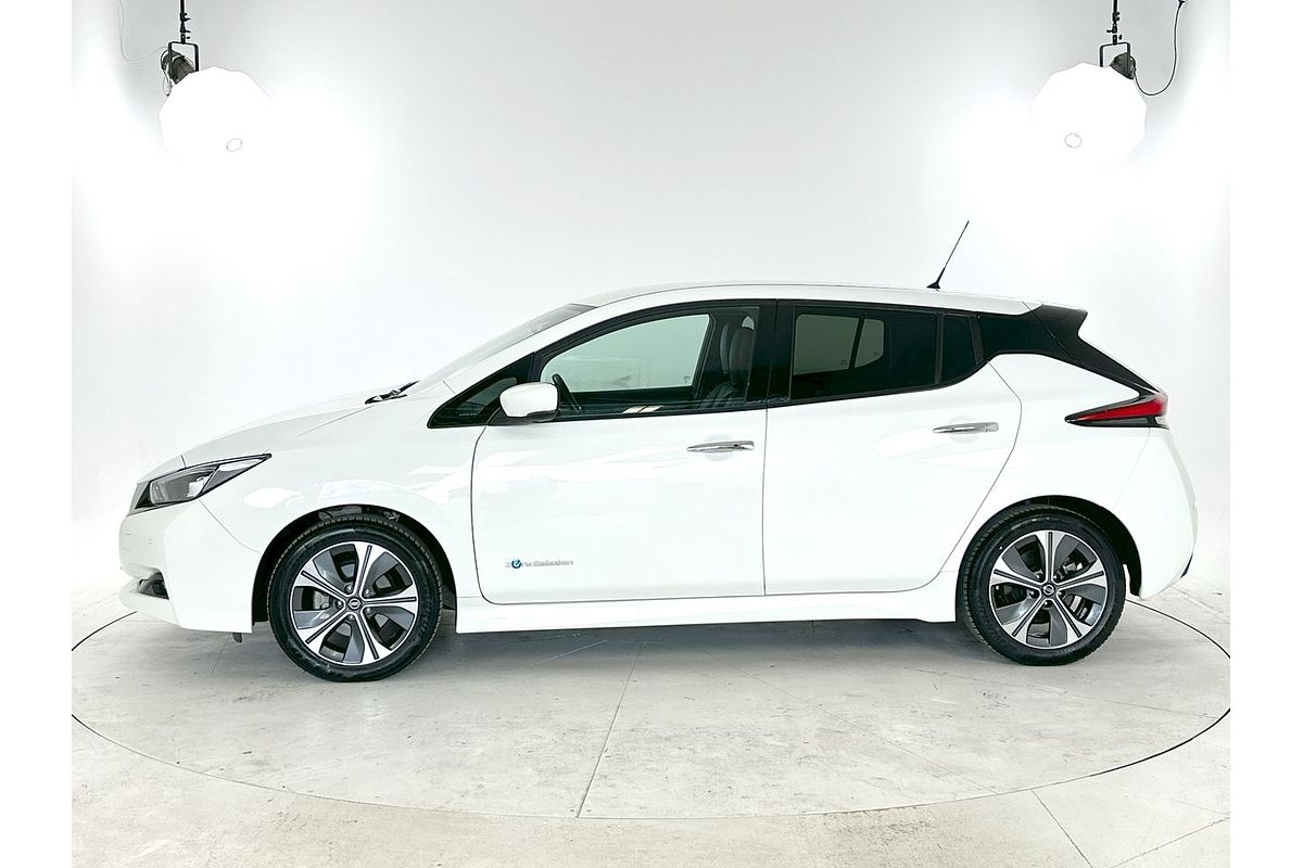 2019 Nissan LEAF ZE1