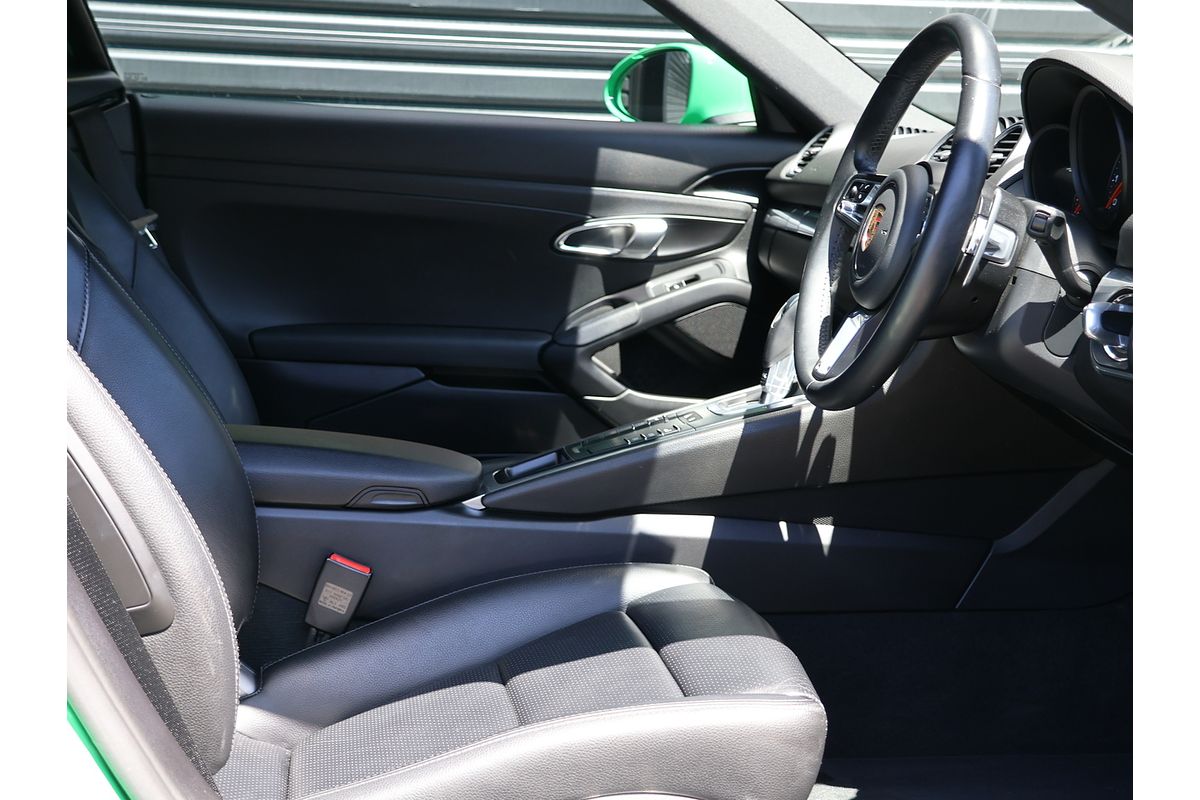 2021 Porsche 718 Cayman 982
