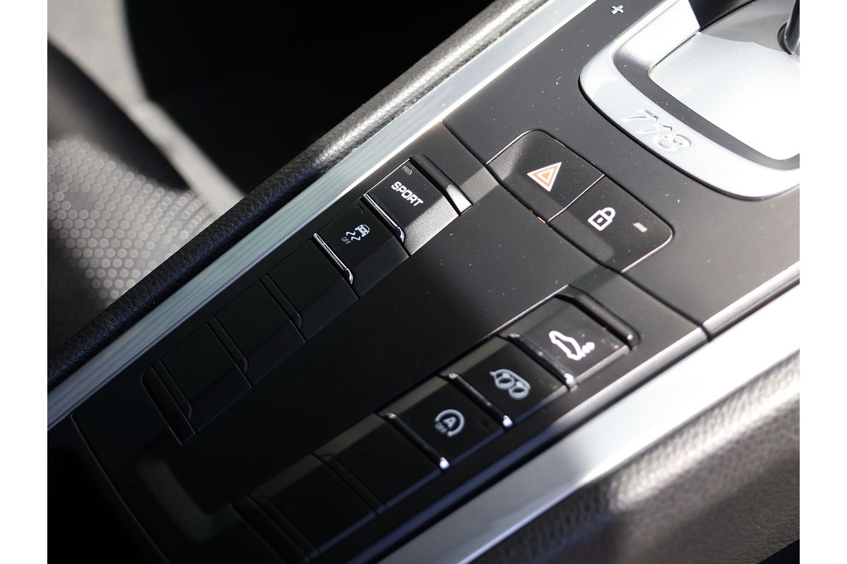 2021 Porsche 718 Cayman 982