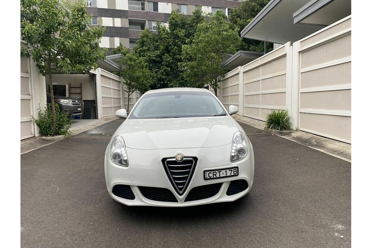 2014 Alfa Romeo Giulietta Progression Series 0