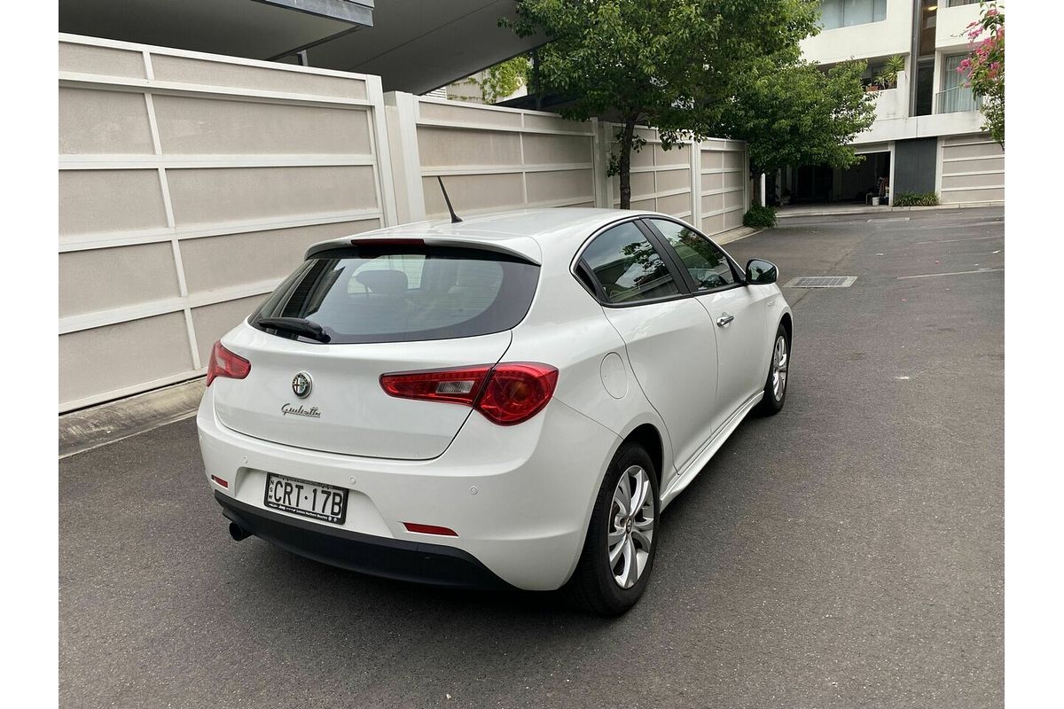 2014 Alfa Romeo Giulietta Progression Series 0