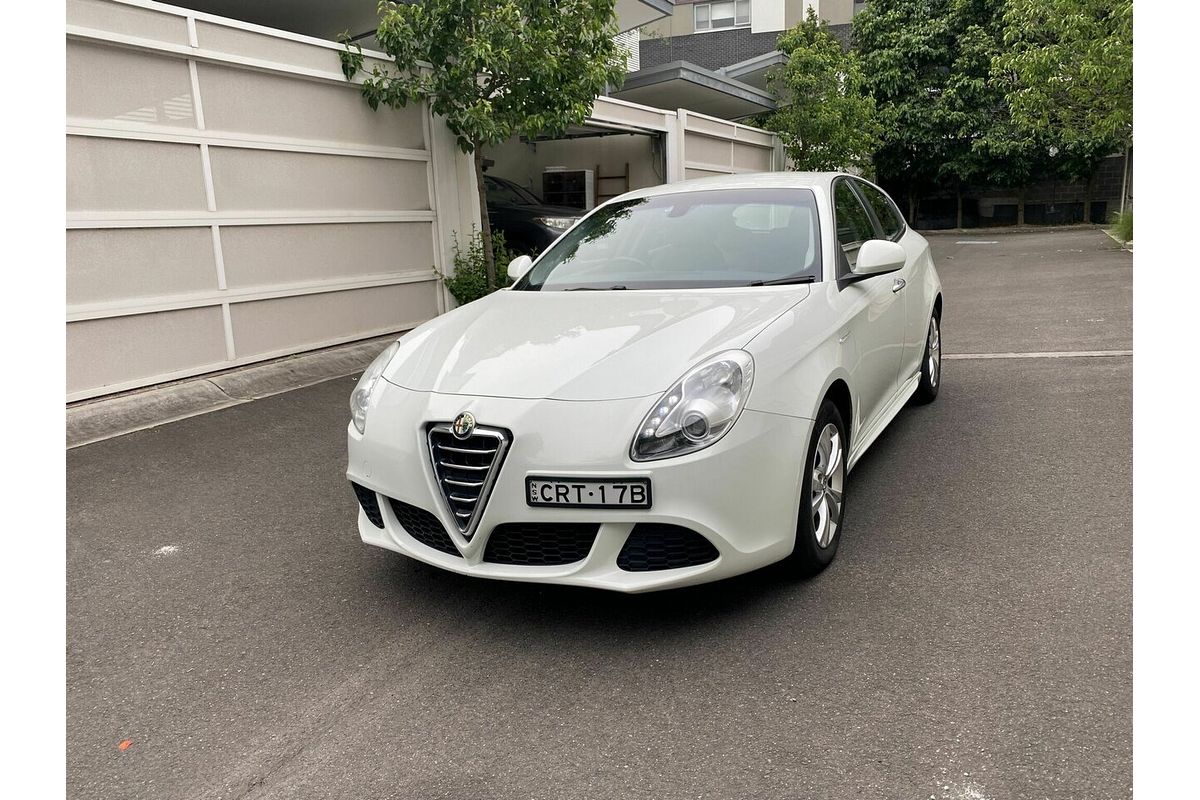 2014 Alfa Romeo Giulietta Progression Series 0