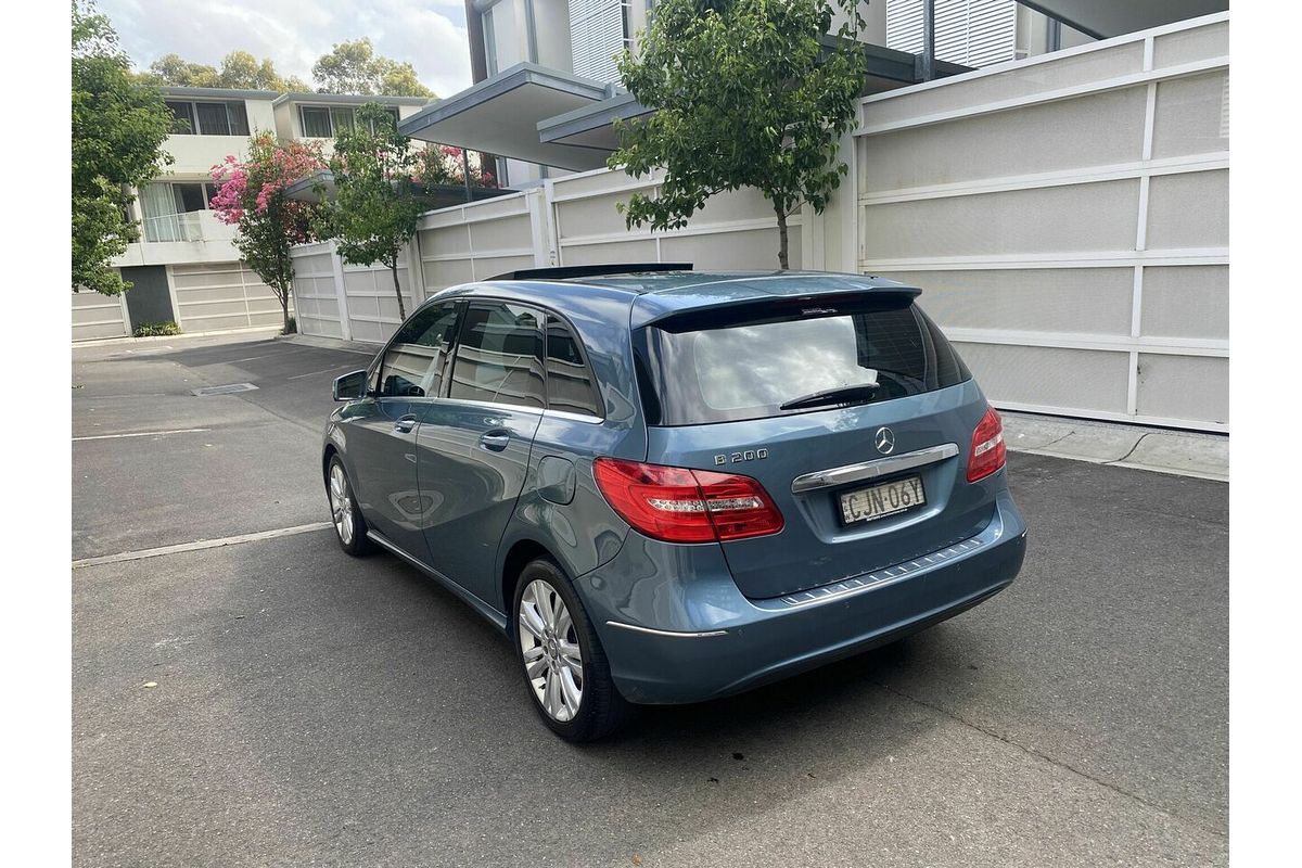 2013 Mercedes-Benz B-Class B200 BlueEFFICIENCY W246