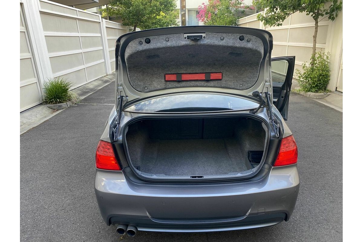 2010 BMW 3 Series 330d E90