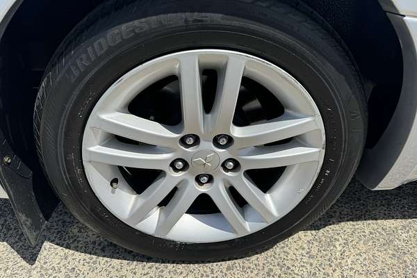 2007 Mitsubishi Grandis VR-X BA MY07