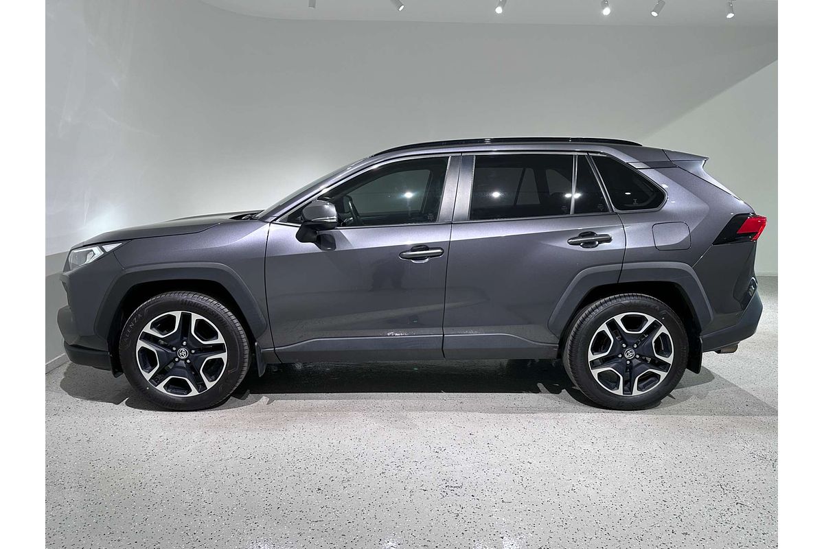 2020 Toyota RAV4 Edge AXAA54R