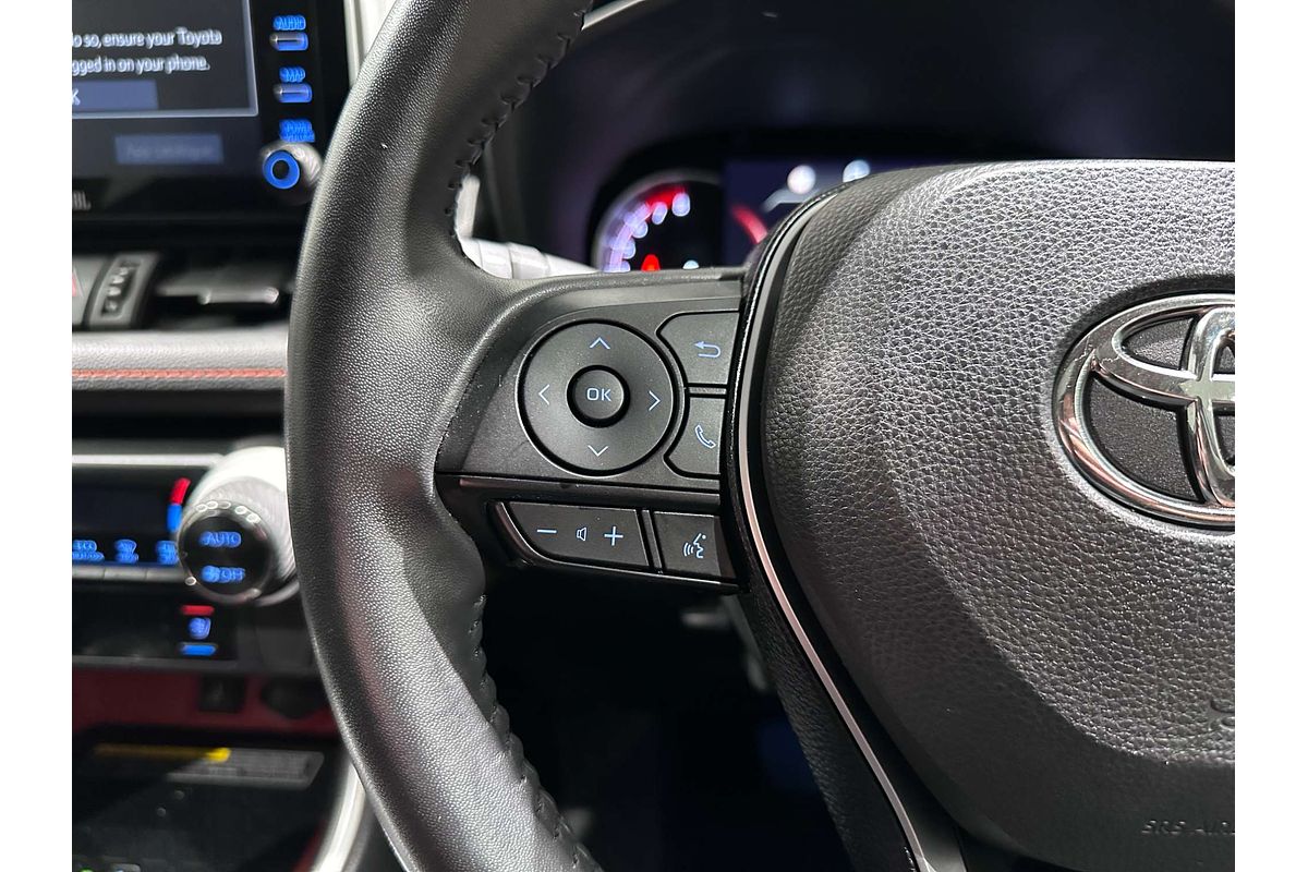 2020 Toyota RAV4 Edge AXAA54R