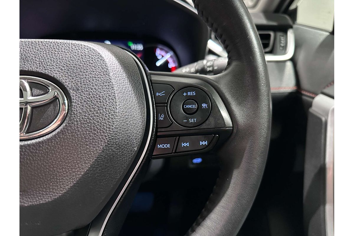2020 Toyota RAV4 Edge AXAA54R