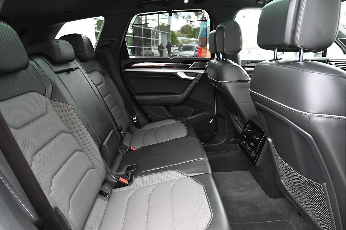 2020 Volkswagen Touareg V8 TDI R-Line CR