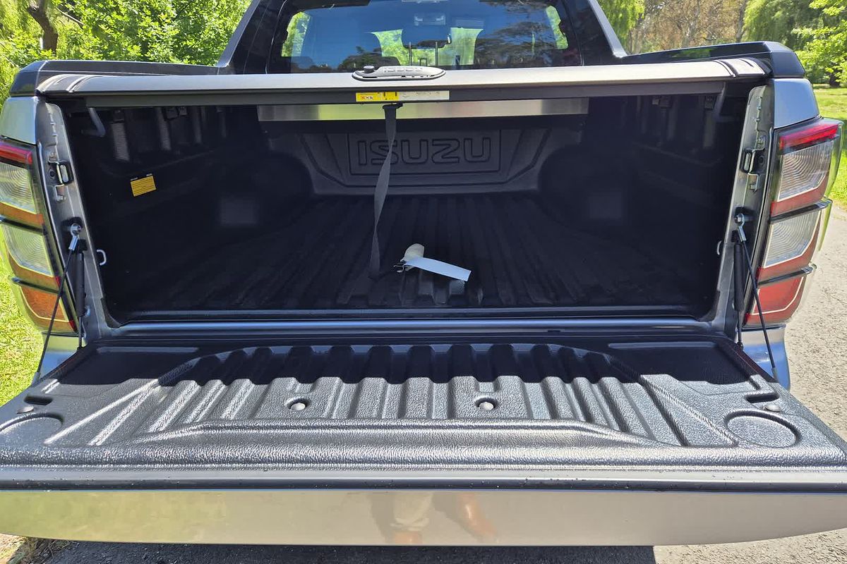 2024 Isuzu D-MAX X-TERRAIN 4X4