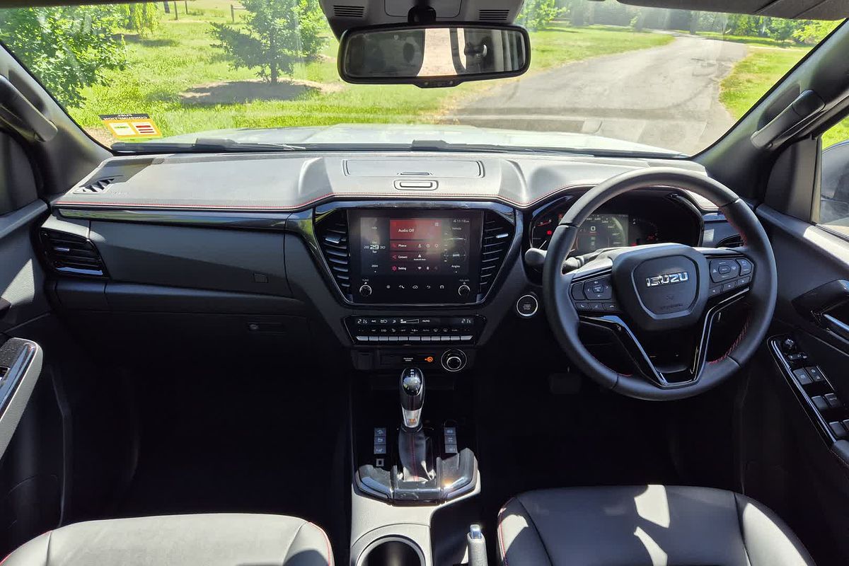 2024 Isuzu D-MAX X-TERRAIN 4X4