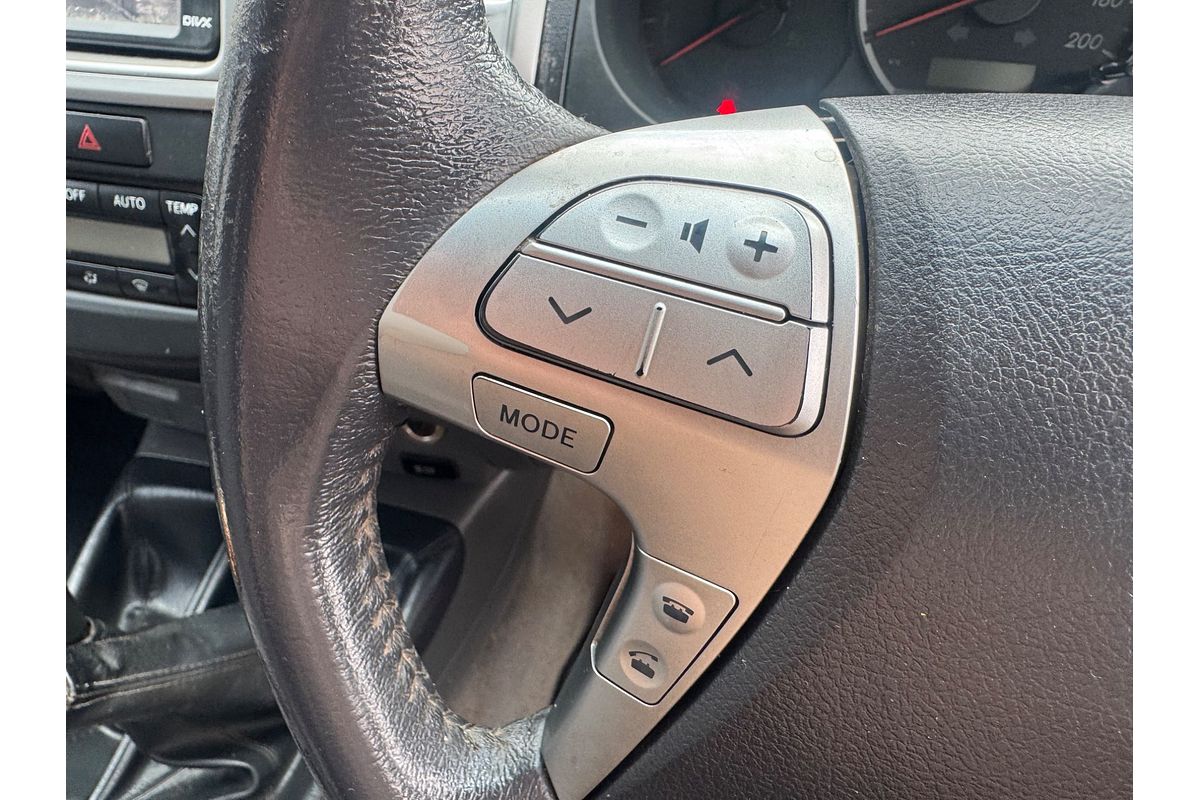 2013 Toyota Hilux SR5 KUN26R 4X4