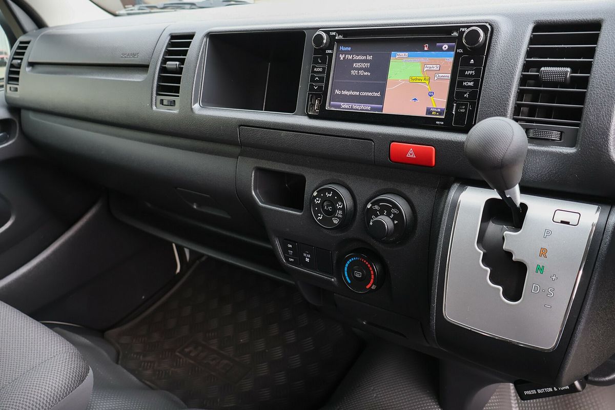 2017 Toyota Hiace Commuter TRH223R