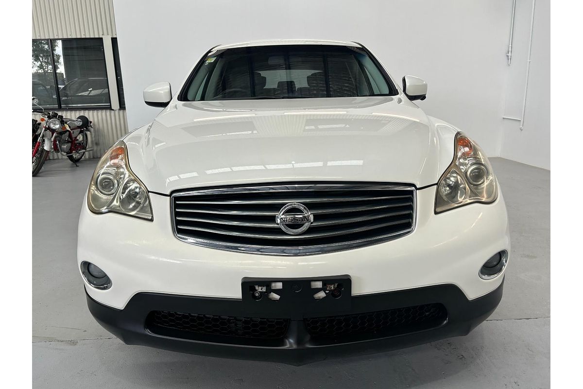 2010 Nissan Skyline 370GT Type P Crossover J50