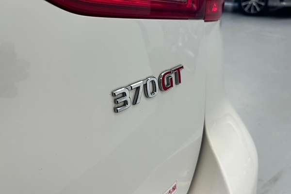 2010 Nissan Skyline 370GT Type P Crossover J50