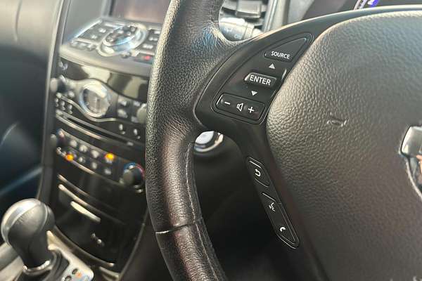 2010 Nissan Skyline 370GT Type P Crossover J50