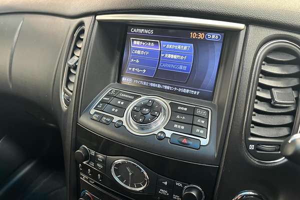 2010 Nissan Skyline 370GT Type P Crossover J50