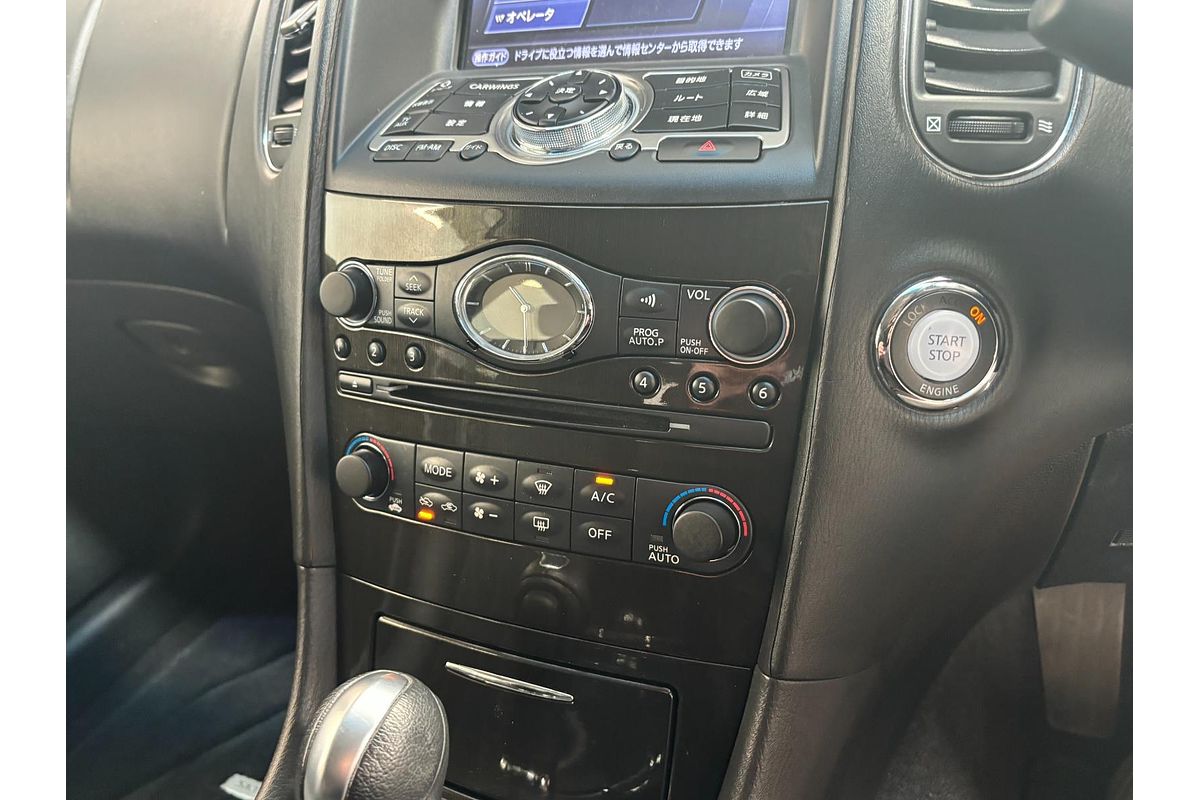 2010 Nissan Skyline 370GT Type P Crossover J50